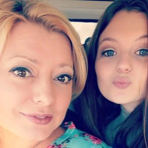 Meet your Posher, Leah